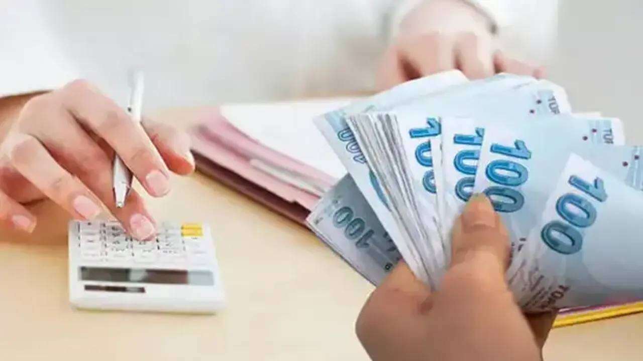 Cumhurbaşkanlığı Duyurdu: Emeklilere 2.120 TL Zam Geliyor! Ödeme Tarihi Belli Oldu!