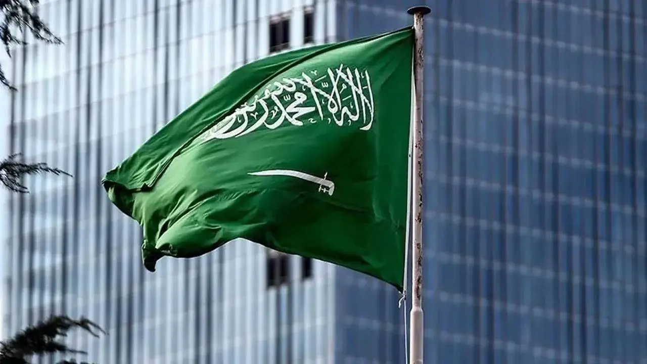 Suudi Arabistan’da 3 Bölgede Alarm: Tehlike Uyarısı Yapıldı!