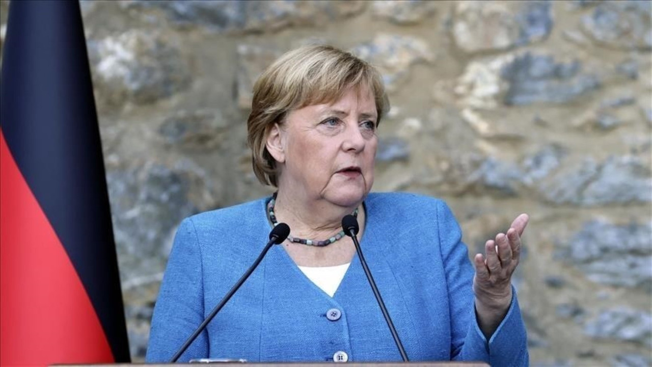 Merkel’den Putin’e sert sözler: “Bu, korkunç vasiyeti”