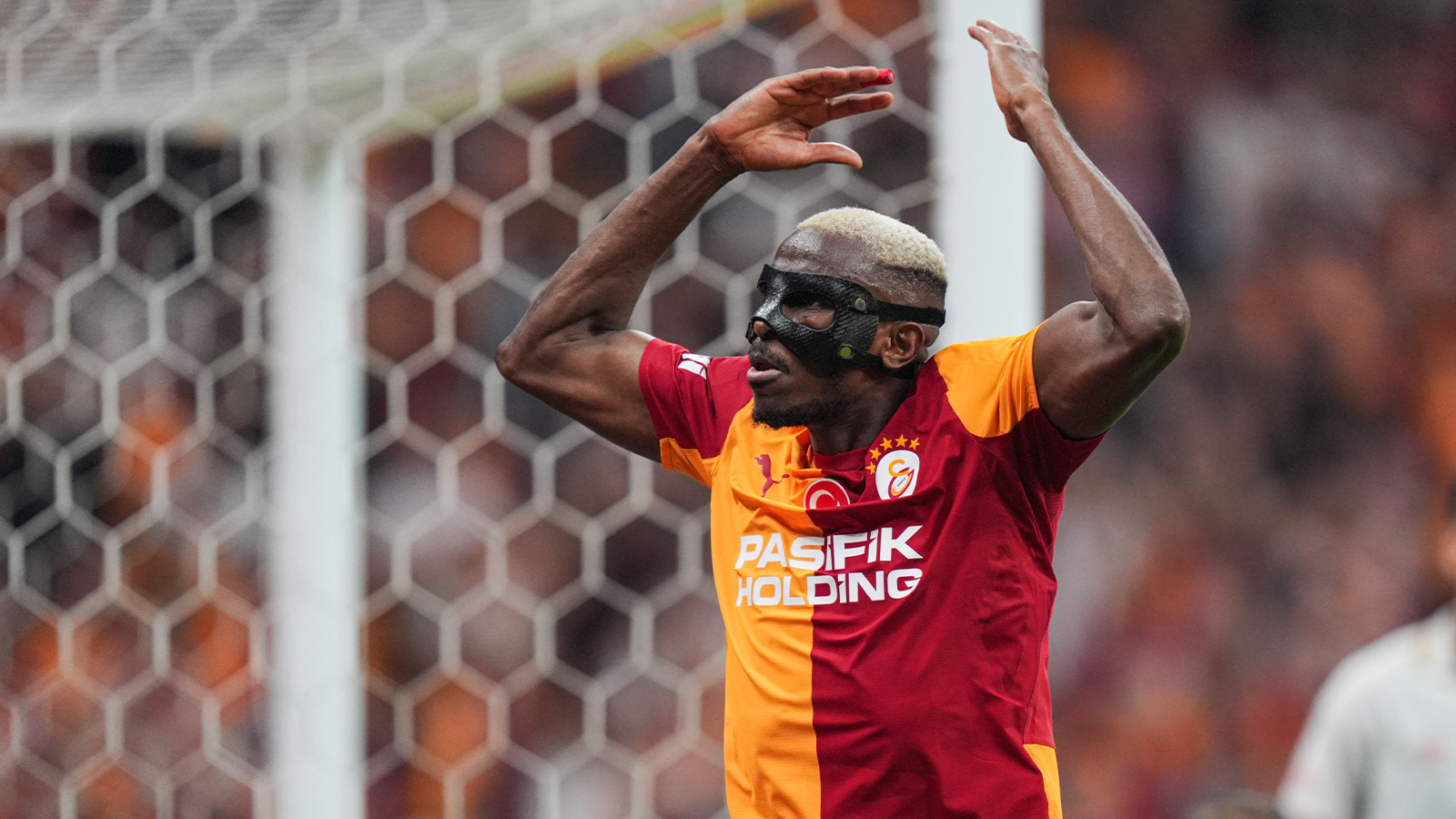 Galatasaray'da Osimhen alarmı! Avrupa'da yıldız oyuncu olmadan galibiyet yok!