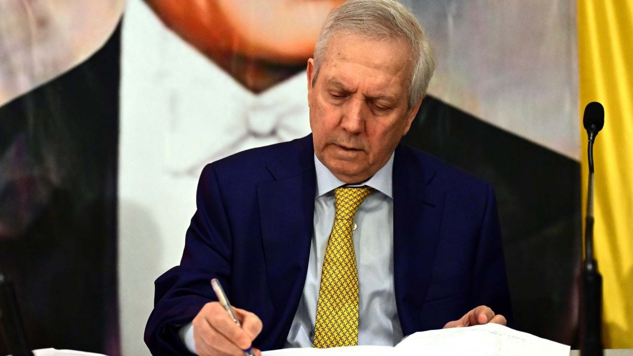 Aziz Yıldırım'dan Roma maçı öncesi Fenerbahçelilere dikkat çeken çağrı!