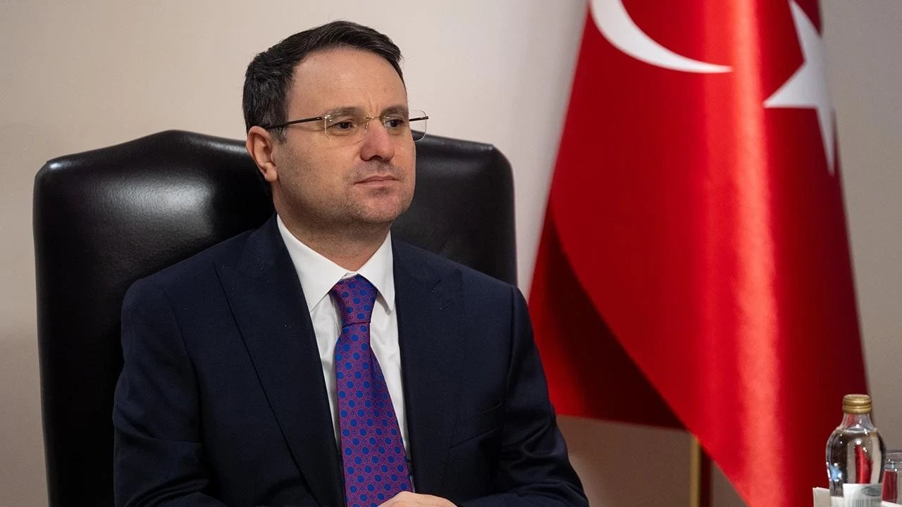 Adalet Bakanı Akın Gürlek duyurdu: Uyuşturucu baronu yakalandı!
