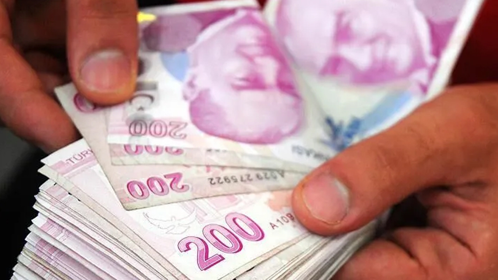 2027 asgari ücret için iki rakam masada! Gözler Aralık ayındaki kritik pazarlıkta!