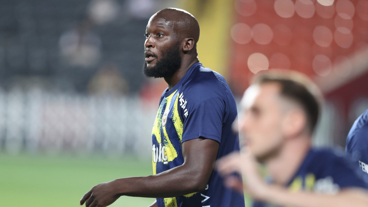 Ünlü teknik direktörden Fenerbahçeli Lukaku'ya sert sözler: Artık sadece yedek!