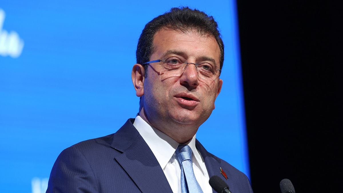 İmamoğlu’ndan Erdoğan’ın ABD Ziyaretine Tepki: “Hizmet Etmeniz Gereken Mr. Trump Değil”