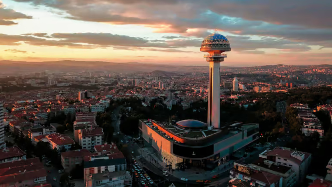 CHP'de istifa depremi! Mansur Yavaş'ın ardından iki belediye başkanı daha ayrıldı