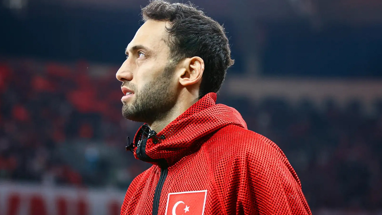 A Milli Takım Kaptanı Hakan Çalhanoğlu'nun Sahalara Döneceği Tarih Belli Oldu!