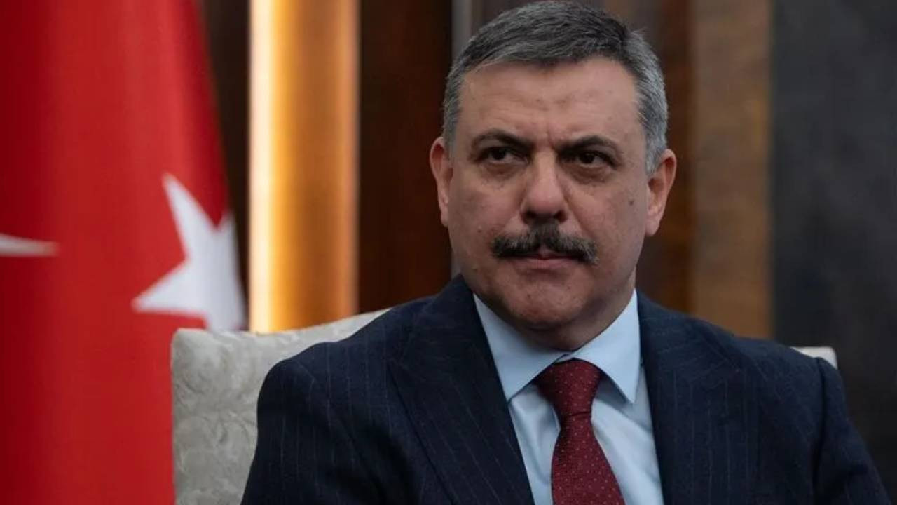 Bakan Mustafa Çiftçi Sınır Ötesinde Yakalanan Firarileri Açıkladı!