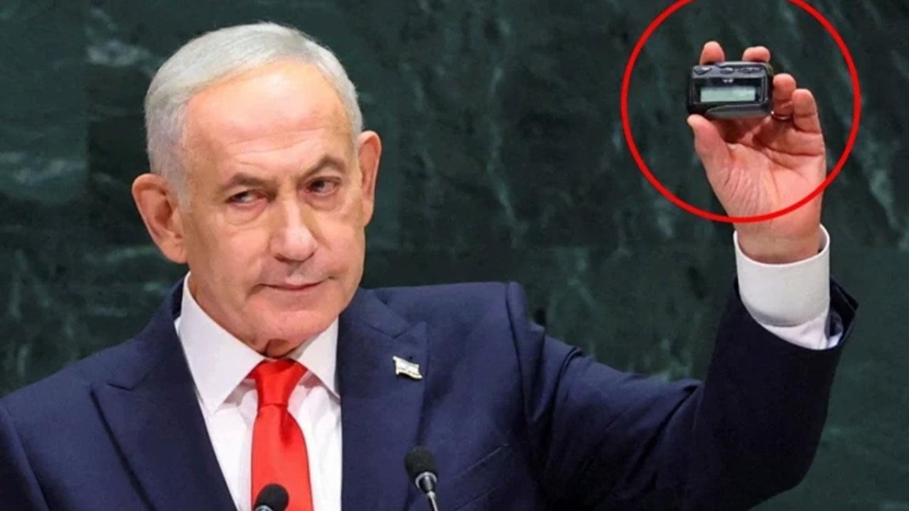Netanyahu BM kürsüsünde elindeki çağrı cihazını göstererek dünyayı tehdit etti!