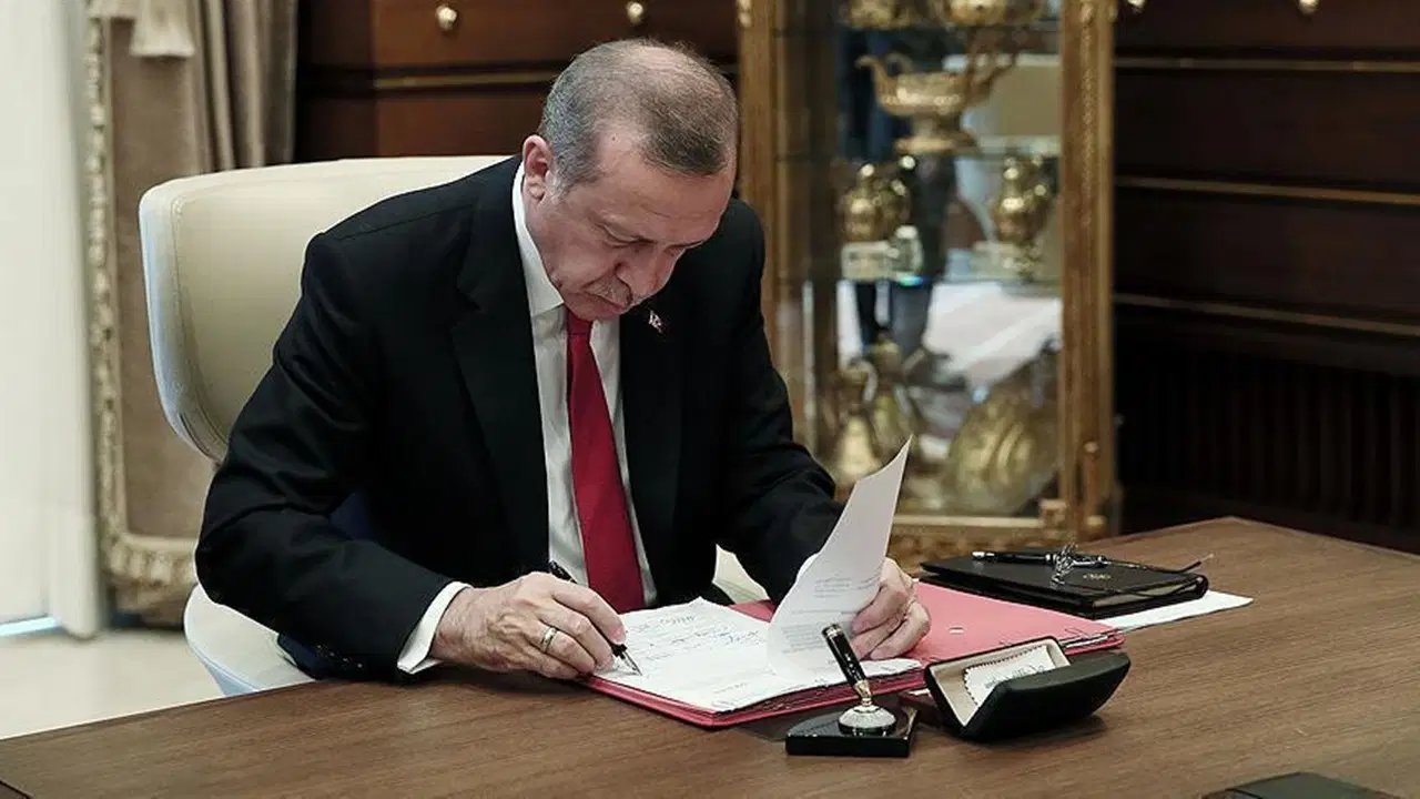 Cumhurbaşkanı Erdoğan'dan kritik atamalar Resmi Gazete’de yayımlandı!
