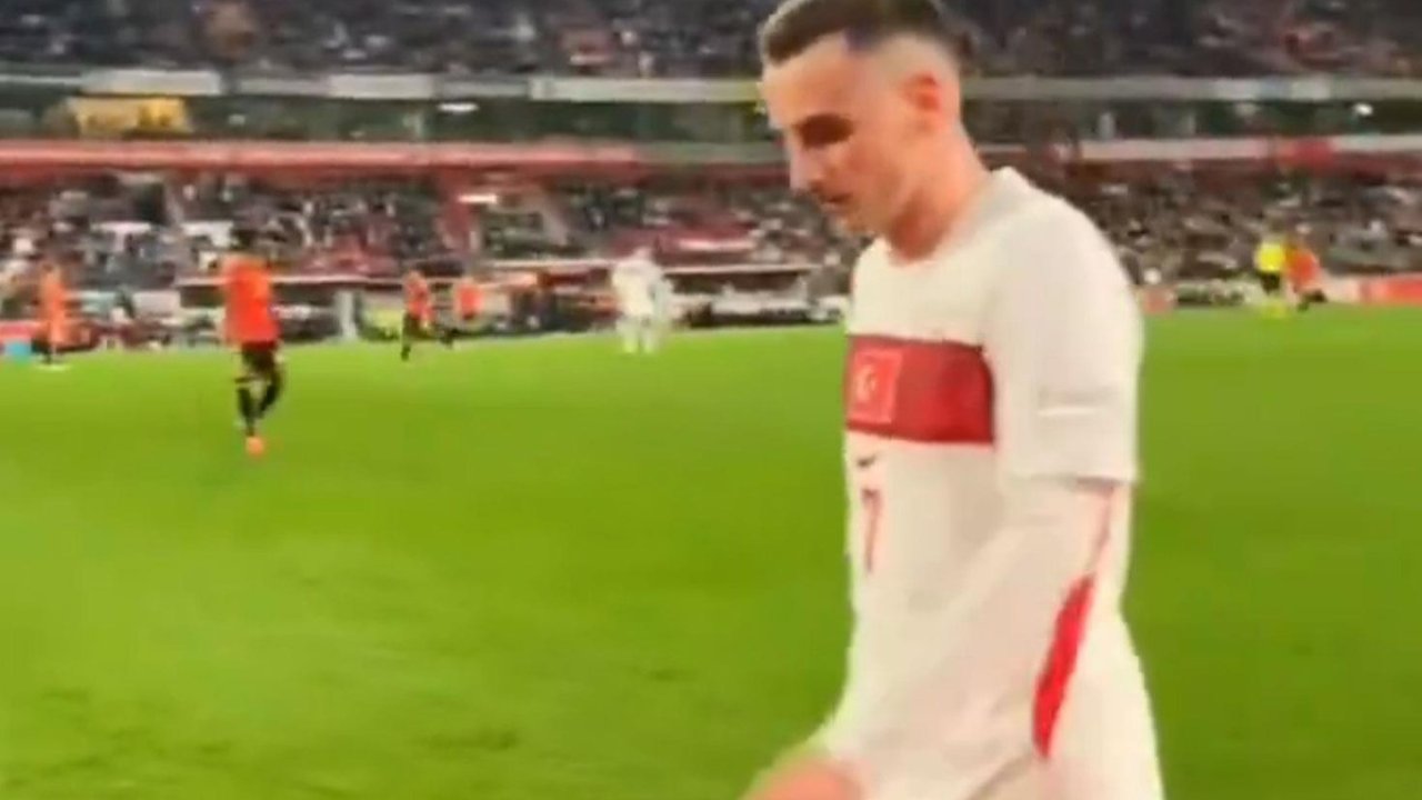 Türk Taraftar Kerem Aktürkoğlu'na Patladı: “Seni Fener'de Oynatmam!”