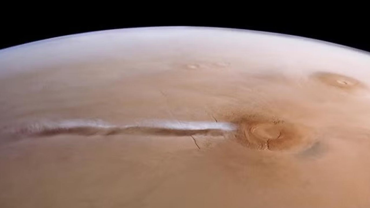 Mars'ın Gizemli Bulutuyla İlgili Şaşırtan Keşif: Nedeni Çok Farklı Çıktı!