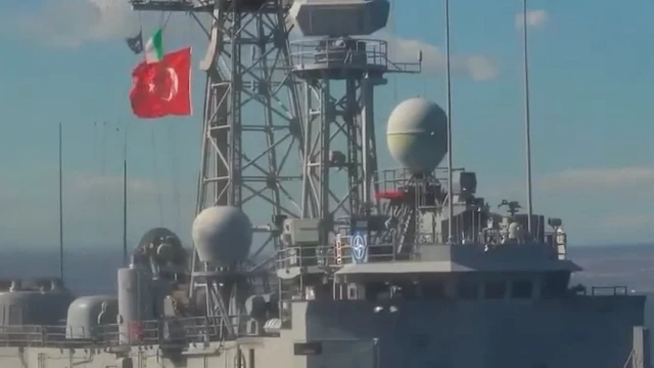 NATO'dan Türk Savaş Gemisi Paylaşımı! TCG Gediz İçin Dikkat Çeken Mesaj!