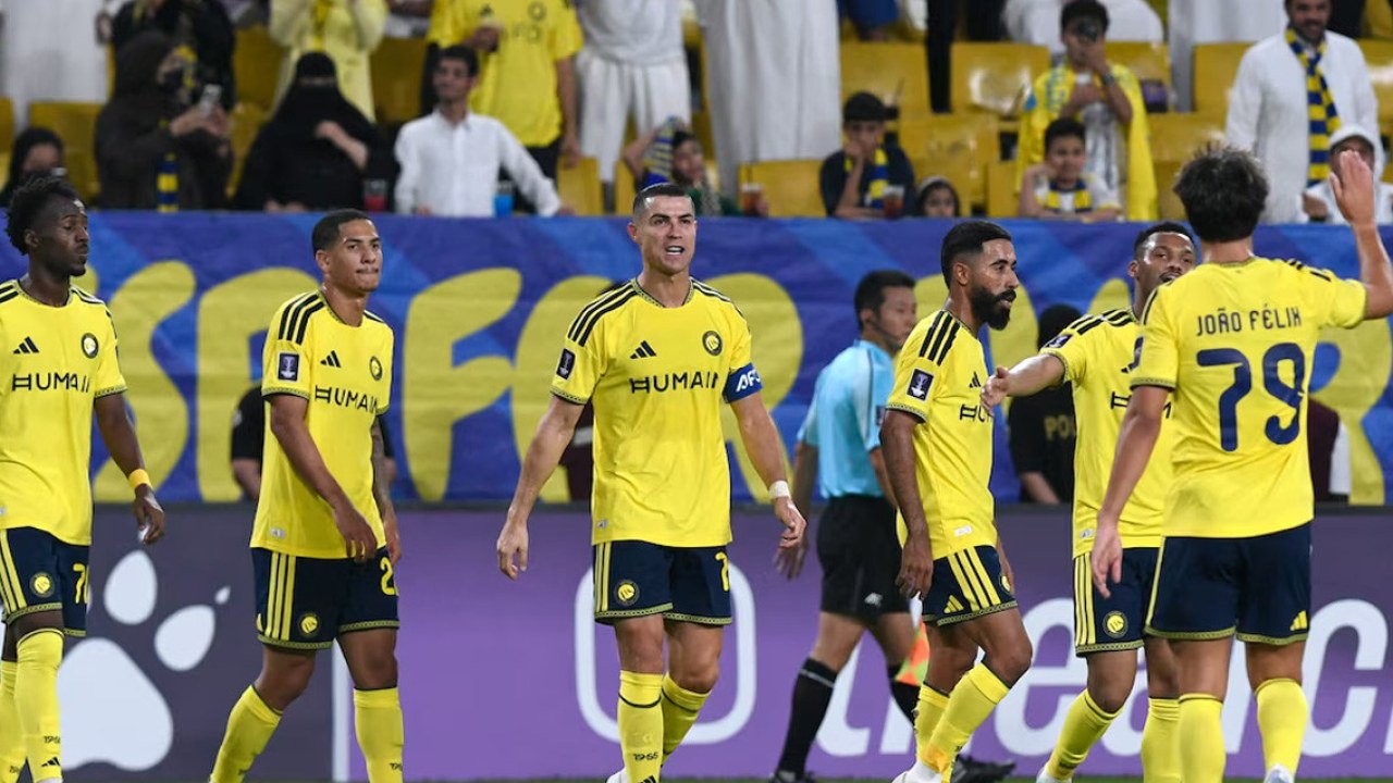 Ronaldo’nun Maçında Füze Alarmı! Telefonlara Acil Durum Uyarısı Gönderildi!