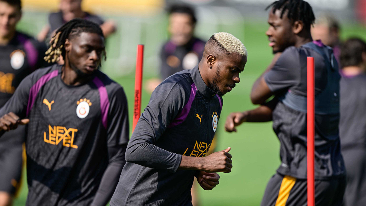 Galatasaray'ın Barcelona Maçı İlk 11'i Açıklandı! Osimhen Detayı!