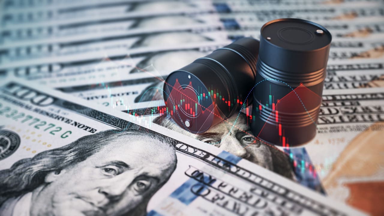 Petrol fiyatları düşecek mi? Goldman Sachs’tan 2027 tahmini