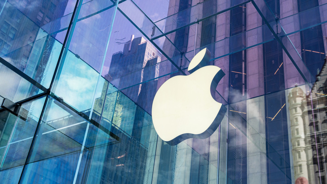 Apple'dan Sürpriz MacBook Hamlesi! Dokunmatik Ekran Dönemi Başlayabilir!