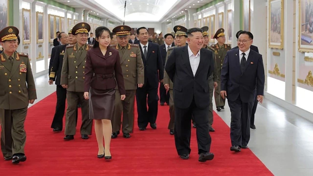 Kim Jong-un öldü mü? Kuzey Kore'den iddialara fotoğraflı yanıt