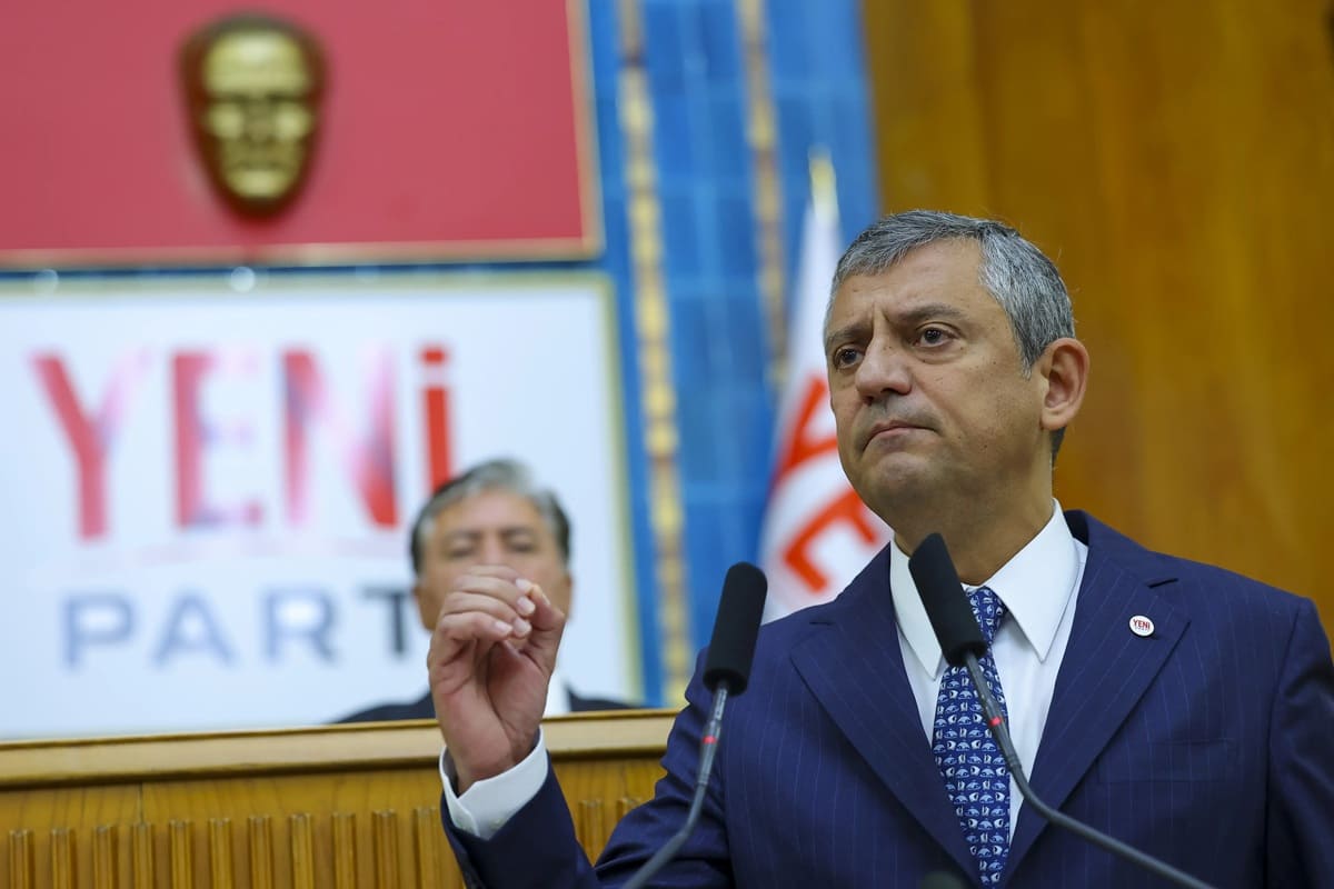 Özgür Özel, Parti Meclisi’ni topluyor: Kurultay takvimi masada