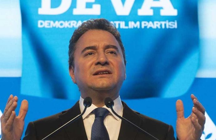 Babacan, HDP'yi arayarak tutuklamalar hakkında bilgi aldı