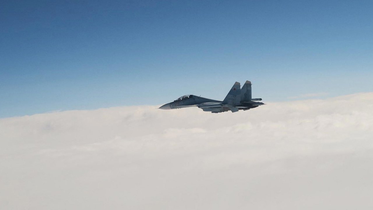 Rus Savaş Uçağı Su-30SM Düştü! İki Pilot Fırlatma Koltuğuyla Kurtuldu!