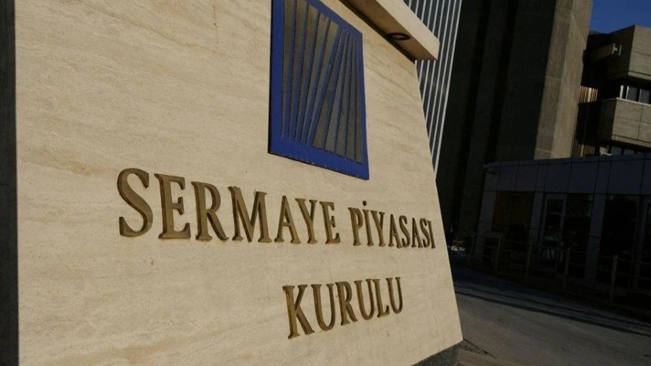 SPK'dan Borsa İşlemlerine Yaptırım! 48 Kişi ve 5 Şirkete İşlem Yasağı!