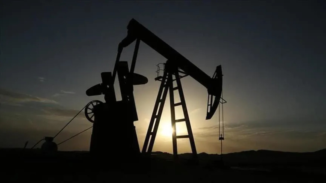 Petrol Fiyatları Fırladı! Brent 6 Ayın En Yüksek Seviyesine Çıktı!