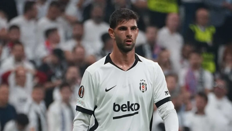 Beşiktaş’a Ümit Akdağ şoku! Sağ elinde kırık tespit edildi