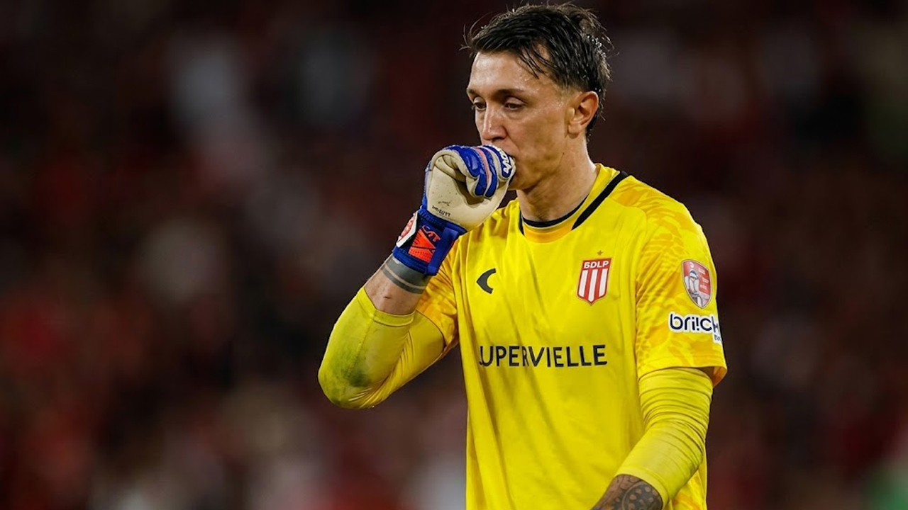 Fernando Muslera Maçın 9. Dakikasında Fenalaşarak Kendini Yere Bıraktı!