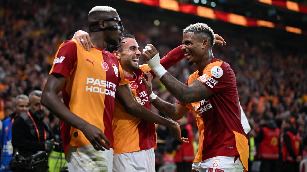 Galatasaray’dan tarihi rekor! Süper Lig’de Fenerbahçe’yi geride bıraktı
