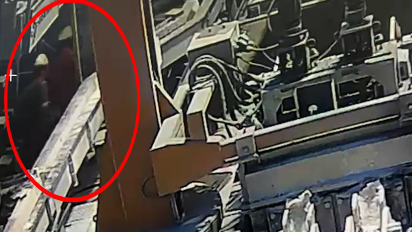 Sakarya'daki Fabrikada Patlama Anı Ortaya Çıktı: Alevler Bir Anda Yükseldi!