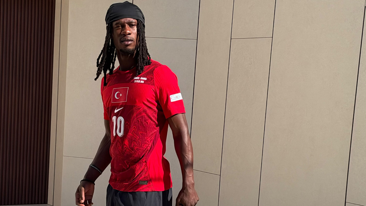 Camavinga, Arda Güler'in Hediyesi Olan Türkiye Formasını Giydi!