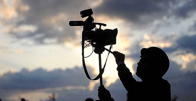 Le Monde muhabirleri Karabağ'da ateş altında kalıp yaralandı