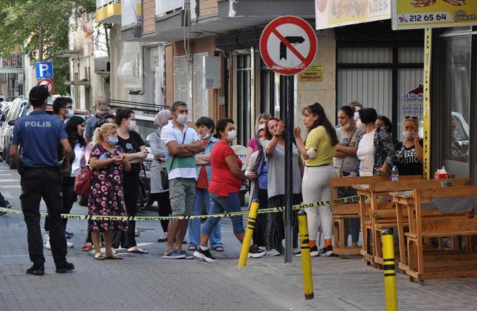 Yine bir kadın uzaklaştırma kararı aldırdığı erkek tarafından öldürüldü