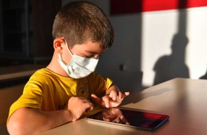 Yavaş'tan öğrencilere destek: Ücretsiz internet imkânı