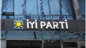İYİ Parti'li muhalif vekiller 'istifa kararı' için toplanıyor