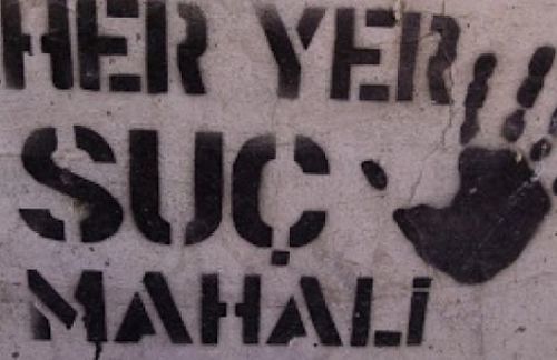 Küçük çocuk kendisine cinsel istismarda bulunan 'baba' ile zorla görüştürülüyor!