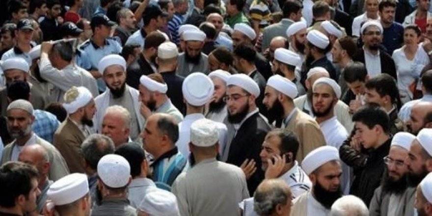 AK Parti'ye yakın şirketin araştırma sonucu: Tarikatlar kapatılsın