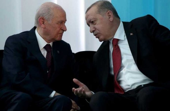 Yalçın Bayer: AK Parti'nin hedefi ittifakları dağıtmak!