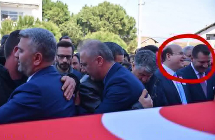 AKP'li adaydan şehit cenazesine saygısızlık!