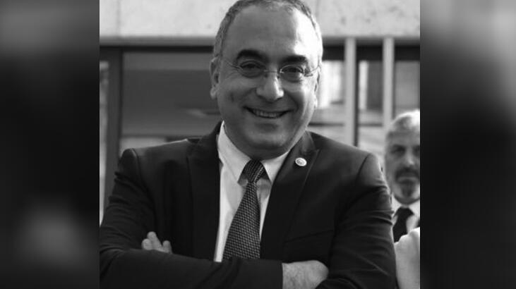 Markar Esayan hayatını kaybetti!