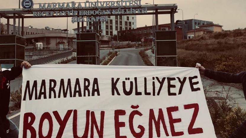 Marmara Üniversitesi öğrencilerinden 'Külliye' tepkisi: Sıra arkadaşlarımızı kampüsümüzü savunmaya çağrıyoruz
