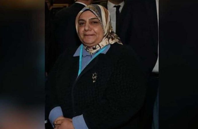 AKP'de ilginç olay: Seni işe ben aldırdım maaşını da ben çekeceğim