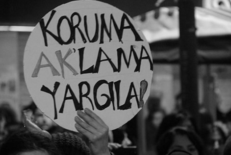 Kaçırıp gelinlik giydirdiği çocuğa cinsel istismarda bulunan erkeğe iyi hal indirimi!