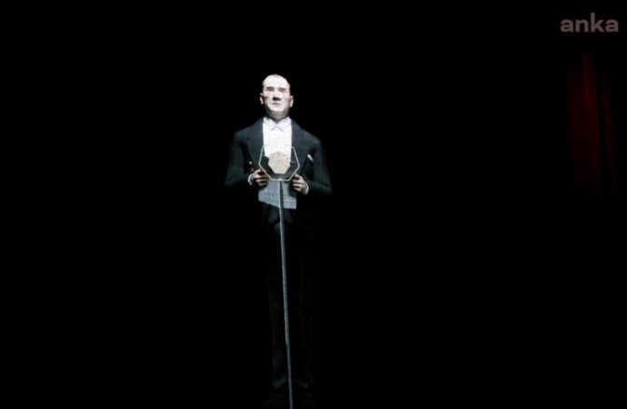 İBB, Türkiye’nin ilk Atatürk hologramını 29 Ekim’de tüm ülkeyle buluşturacak!