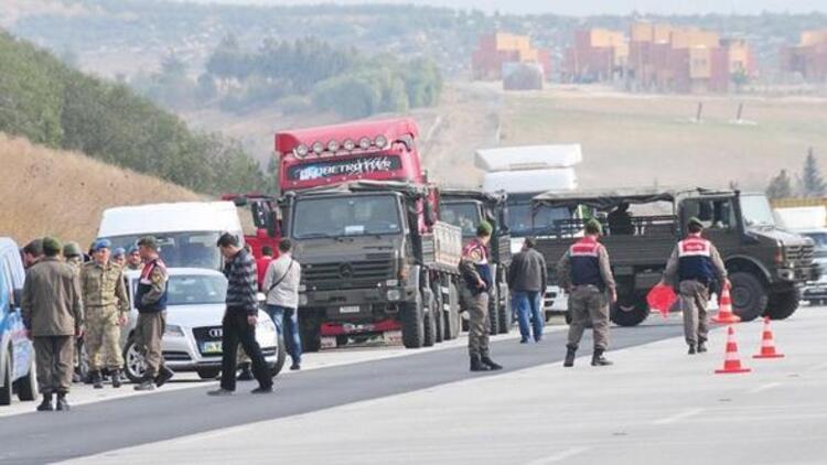 MİT tırlarının durdurulması davasında cezalar açıklandı