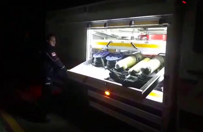 AFAD ekipleri kargo uçağıyla İzmir'e gidiyor