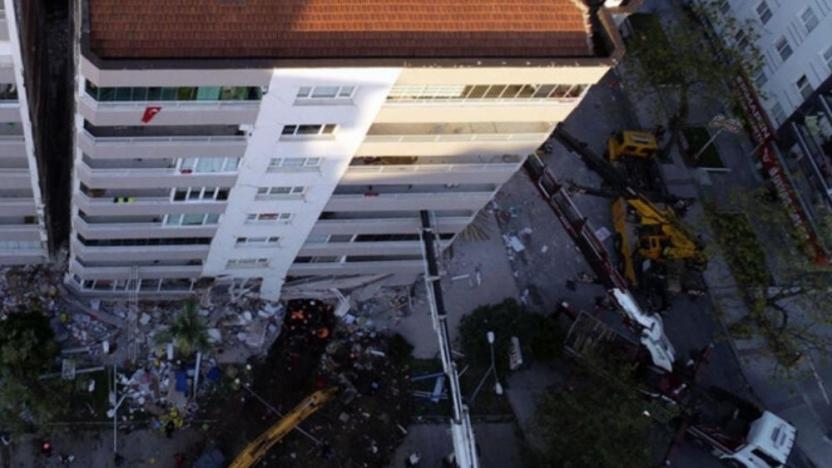 İzmir'deki depremde çöken Yılmaz Erbek Apartmanı'ndan bir kişi daha sağ kurtarıldı