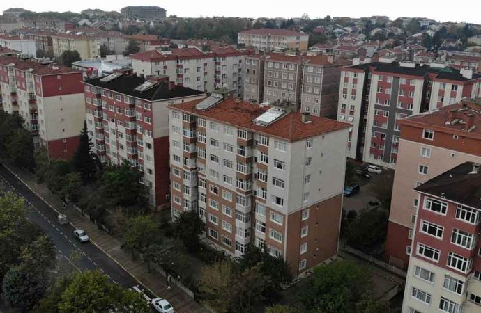 2 bin kişi diken üstünde: Ölmek değil, yaşamak istiyoruz!