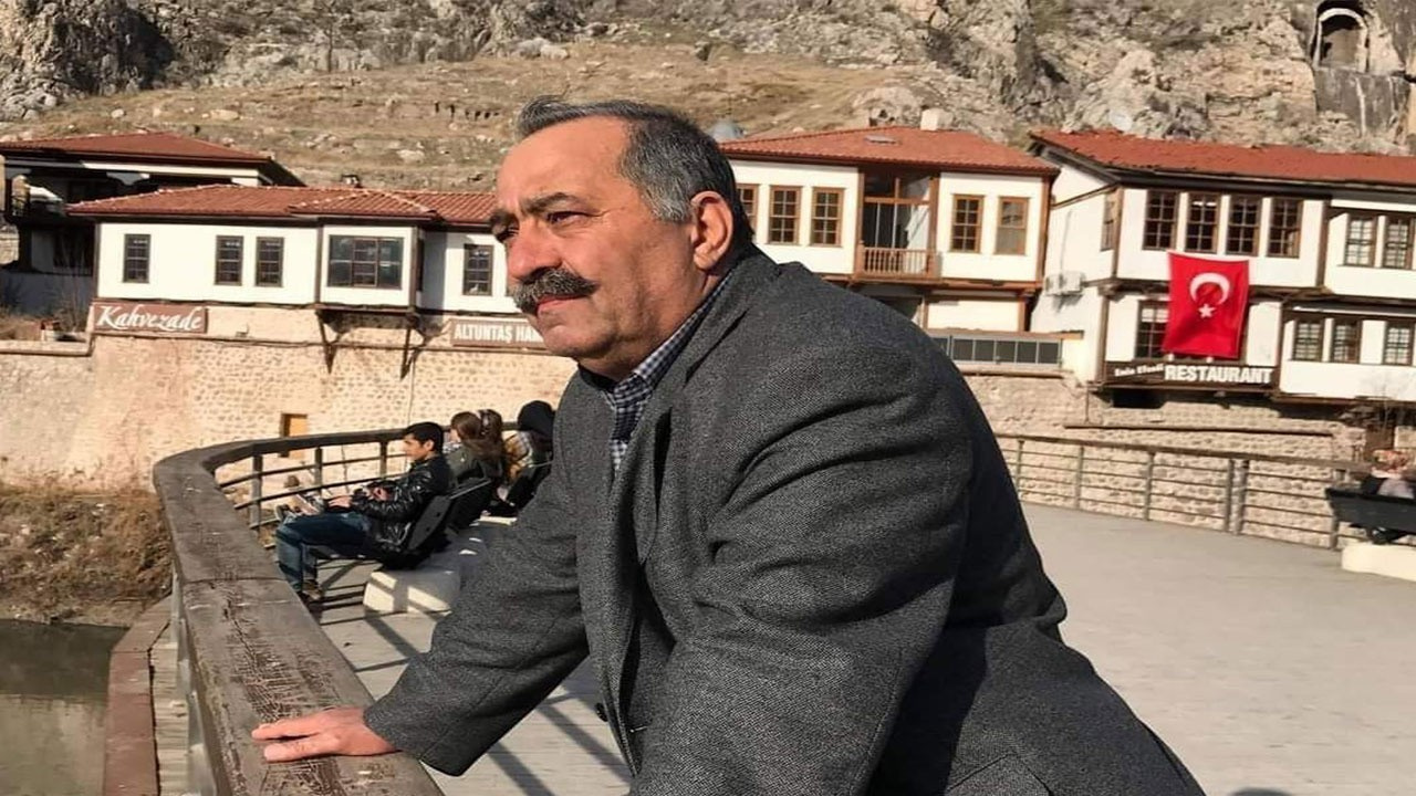 Müzisyen Muammer Palamut koronavirüs nedeniyle hayatını kaybetti